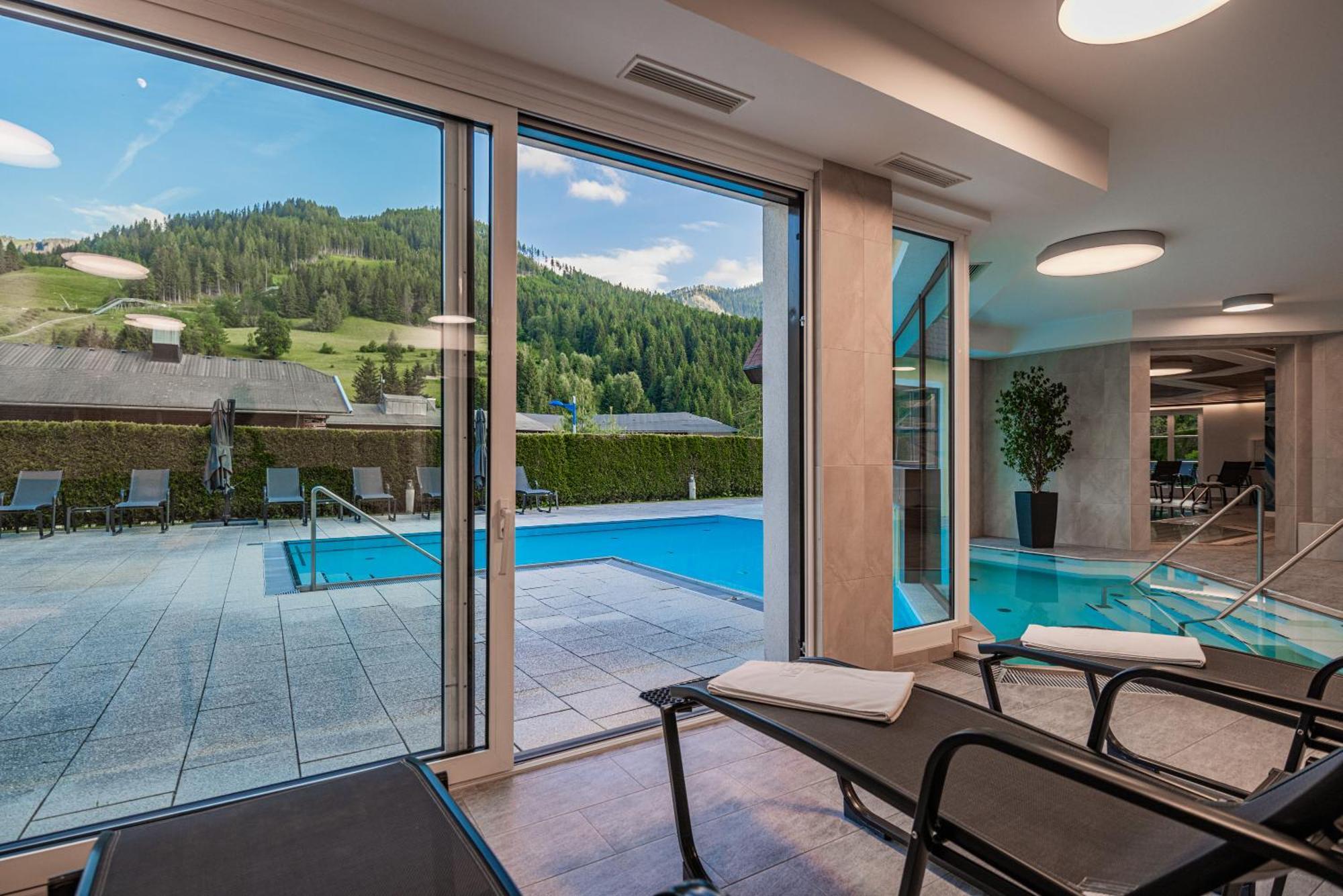 Alpine Spa Residence บาด ไคลน์เคิร์ชไฮม์ ภายนอก รูปภาพ
