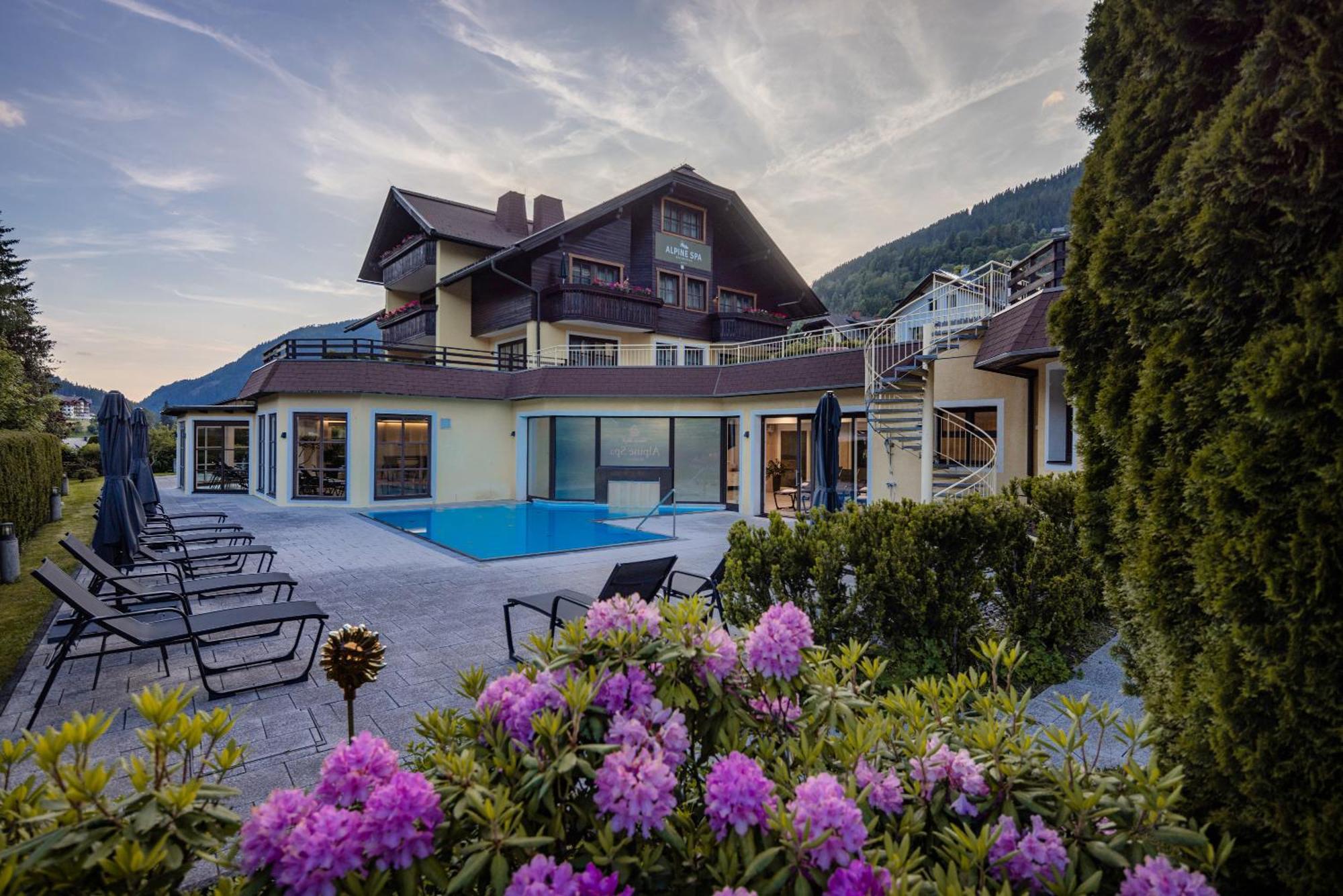 Alpine Spa Residence บาด ไคลน์เคิร์ชไฮม์ ภายนอก รูปภาพ